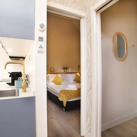 Lejlighed Contemporary Near The *