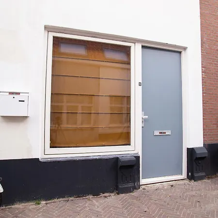 Contemporary Near The * Haag