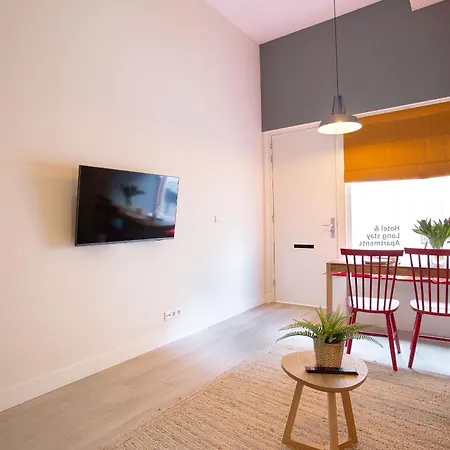 Apartment Contemporary Near The *