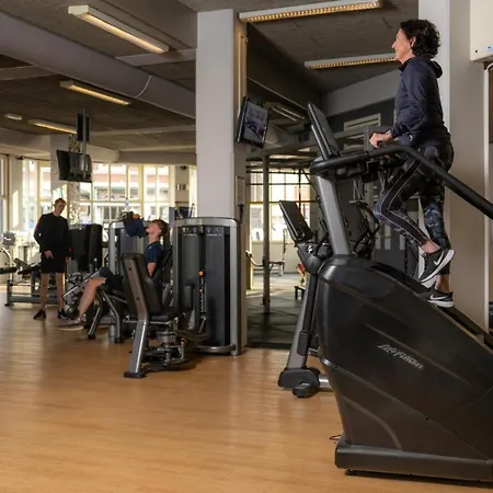 Contemporary Near The شقة *