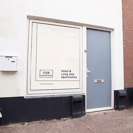 Contemporary Near The Apartamento