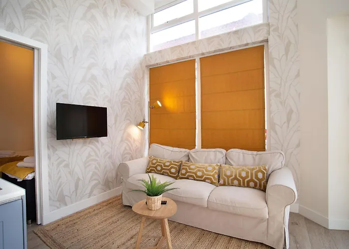 Apartamento Contemporary Near The