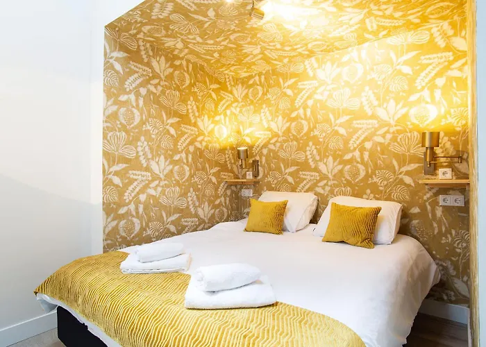 Apartamento Contemporary Near The *